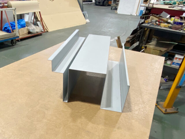 ブラインドボックス（B.box）